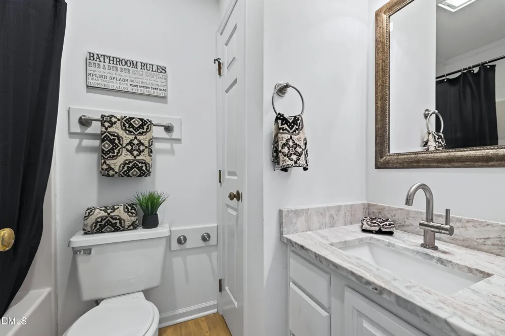 118 Greenmont Lane Cary, NC 27511