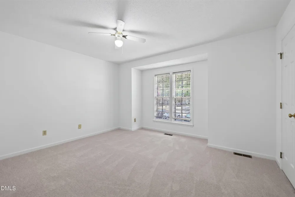 118 Greenmont Lane Cary, NC 27511