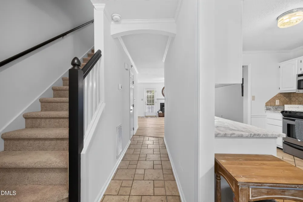 118 Greenmont Lane Cary, NC 27511