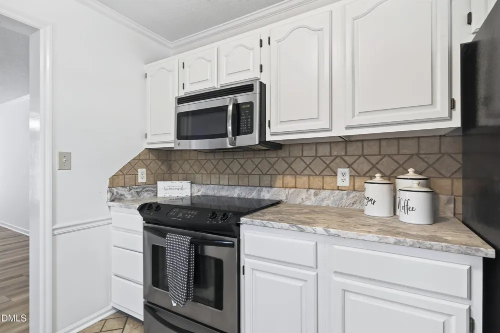 118 Greenmont Lane Cary, NC 27511