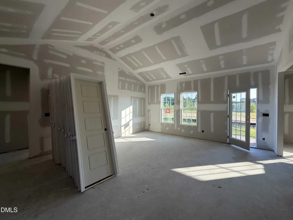 39 E Emily Gardens Drive #(86) Selma, NC 27576