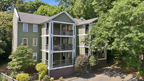 615 Kirby Street #302