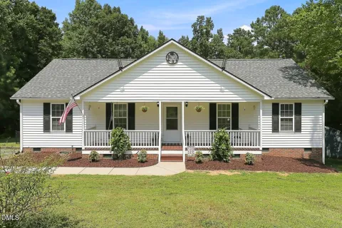 215 Nelson Court