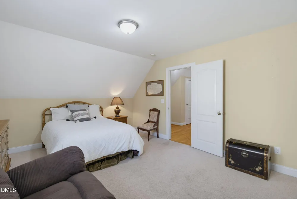 73 Knobhill Lane Pittsboro, NC 27312