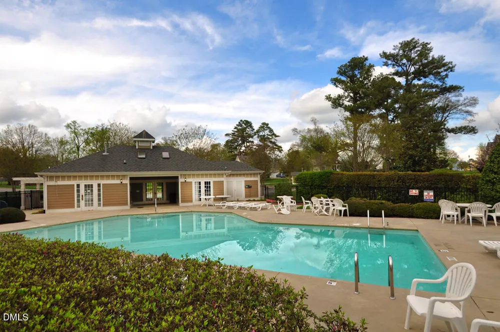 73 Knobhill Lane Pittsboro, NC 27312