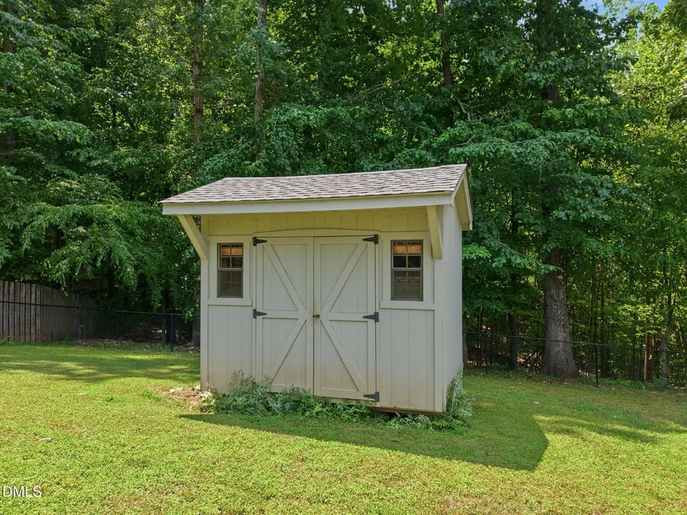 5 Thames Court Greensboro, NC 27455
