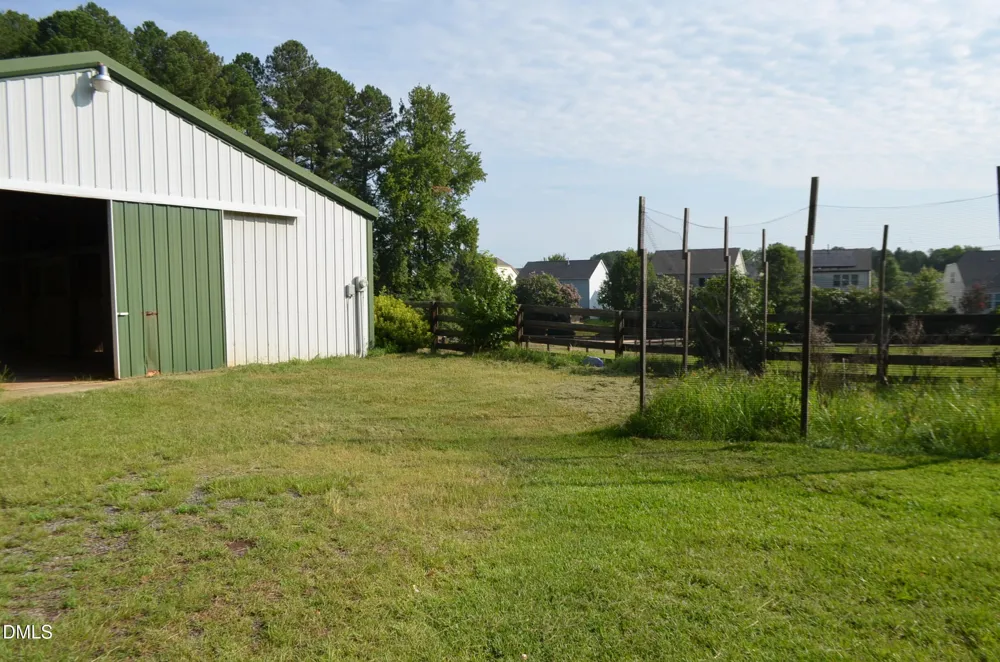 1212 Happy Hunting Hills Drive Holly Springs, NC 27540