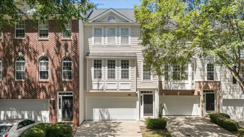 6843 Middleboro Drive