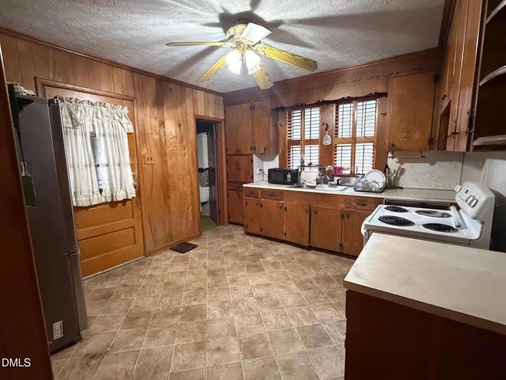 2412 Park Springs Road Providence, NC 27315