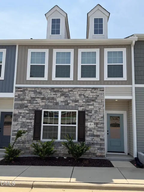 185 Seville Way