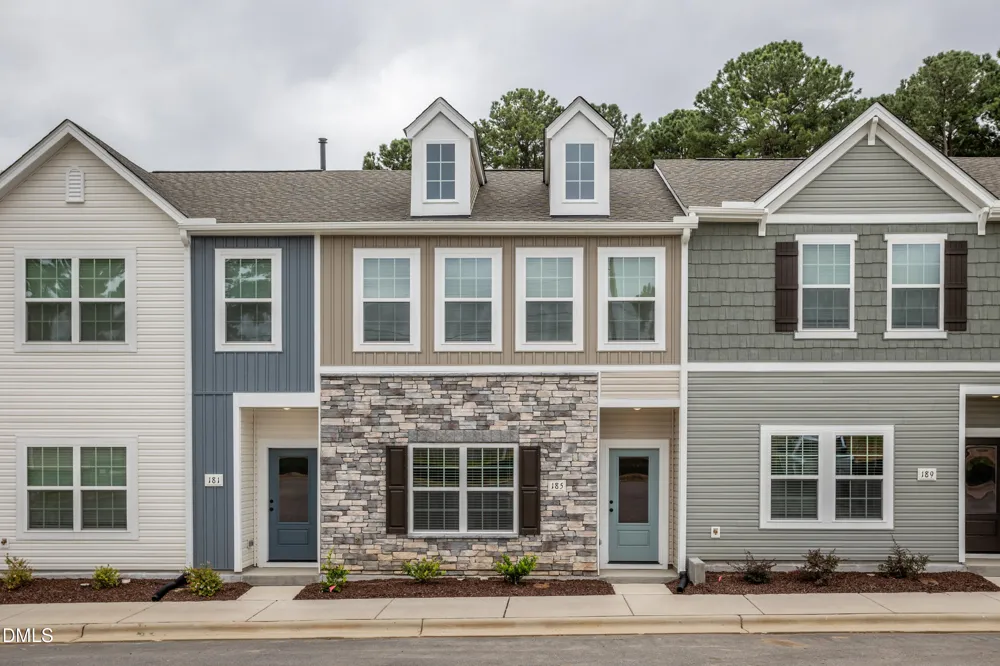185 Seville Way Clayton, NC 27520