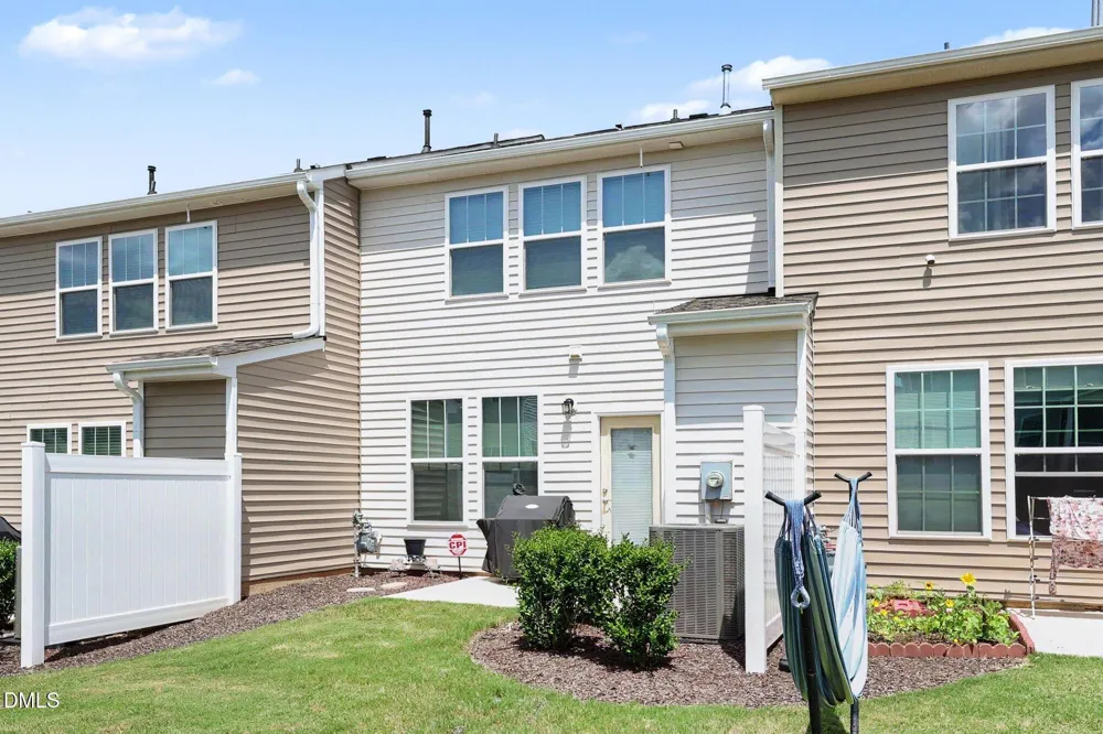 66 Hanging Moss Trail Clayton, NC 27527