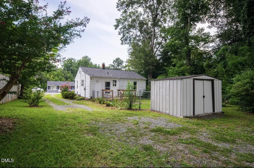 611 E Finch Street Siler City, NC 27344