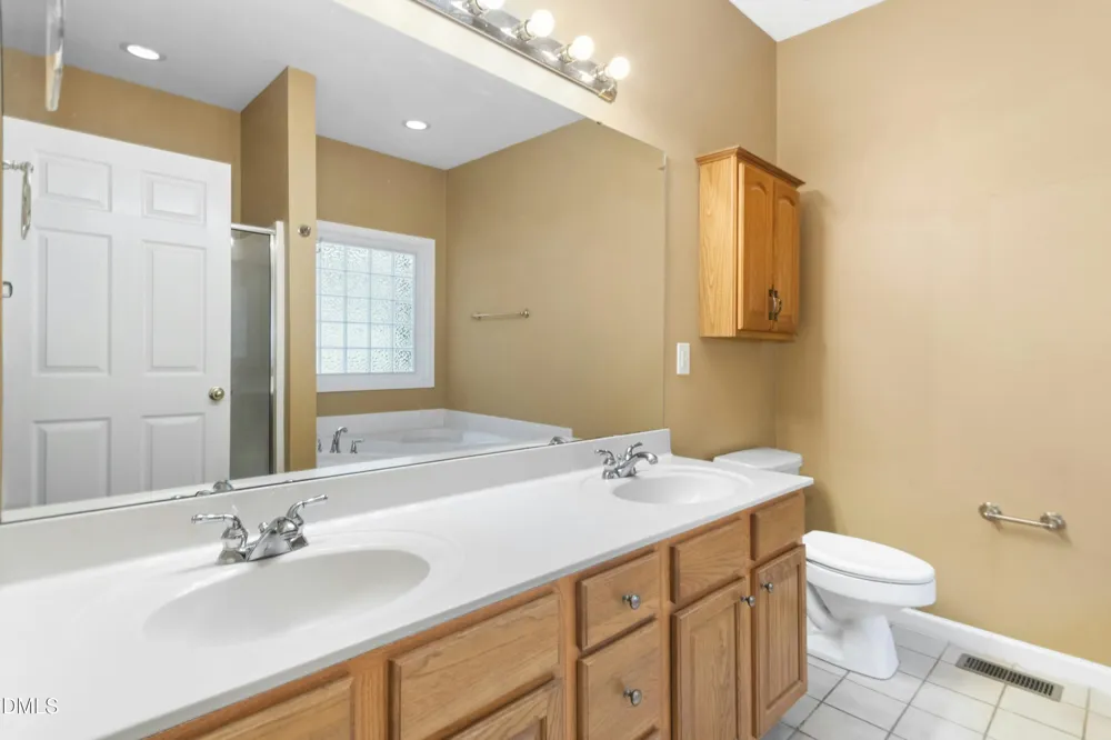 4913 Rhythm Drive Apex, NC 27539