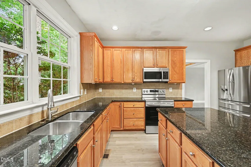1203 Fairfax Woods Drive Apex, NC 27502