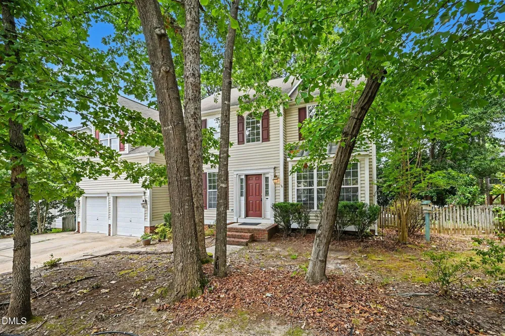 1203 Fairfax Woods Drive Apex, NC 27502