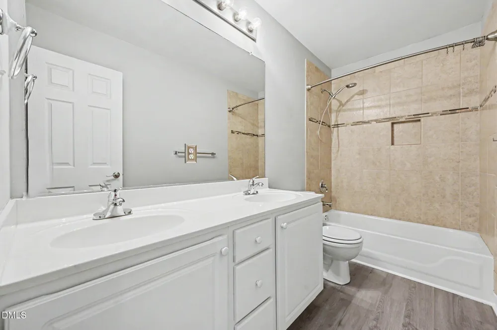 1203 Fairfax Woods Drive Apex, NC 27502