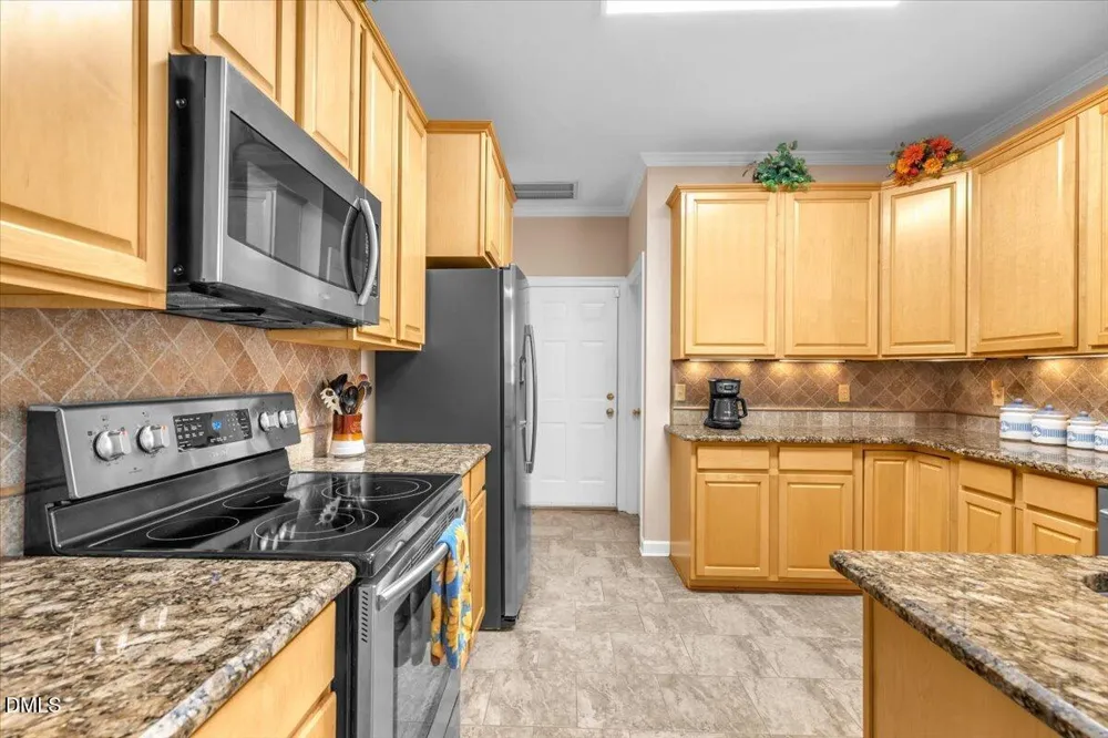 232 Dutch Hill Road Holly Springs, NC 27540