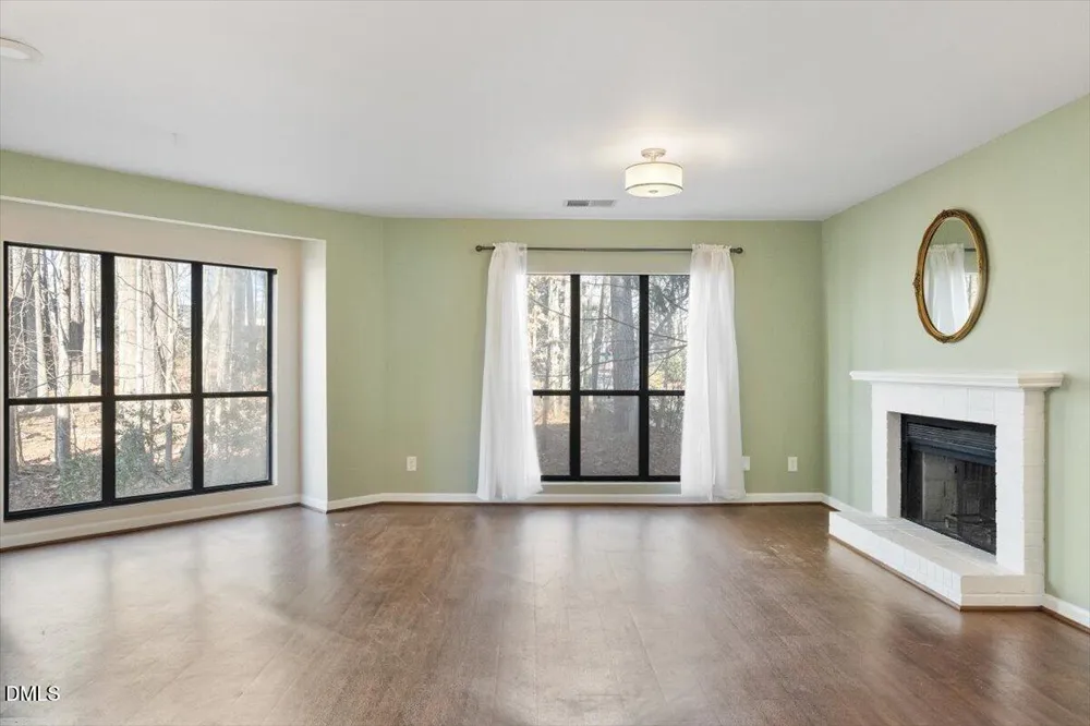924 New Kent Place Cary, NC 27511