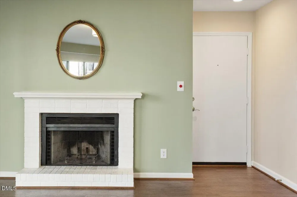 924 New Kent Place Cary, NC 27511