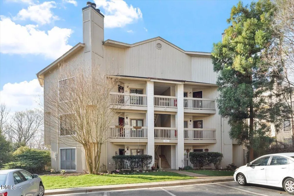924 New Kent Place Cary, NC 27511