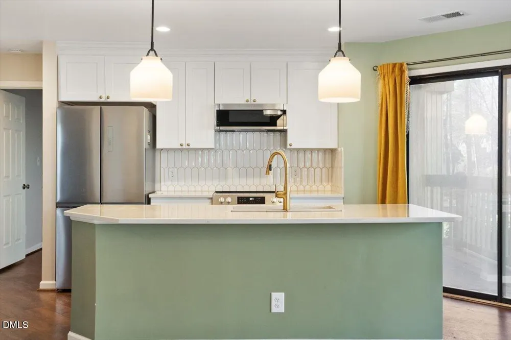 924 New Kent Place Cary, NC 27511