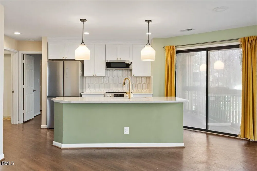 924 New Kent Place Cary, NC 27511