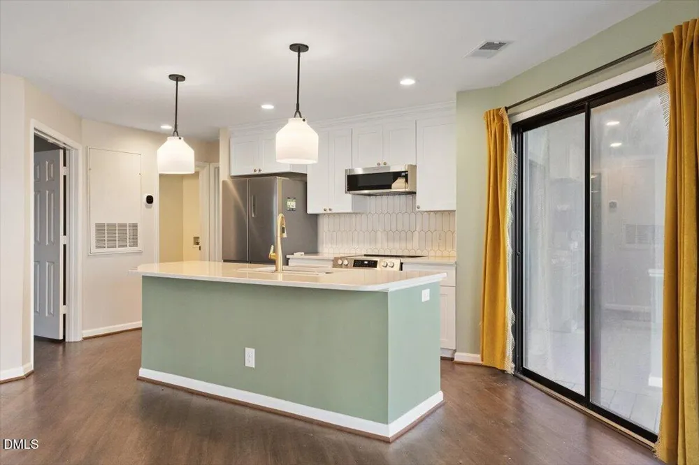 924 New Kent Place Cary, NC 27511