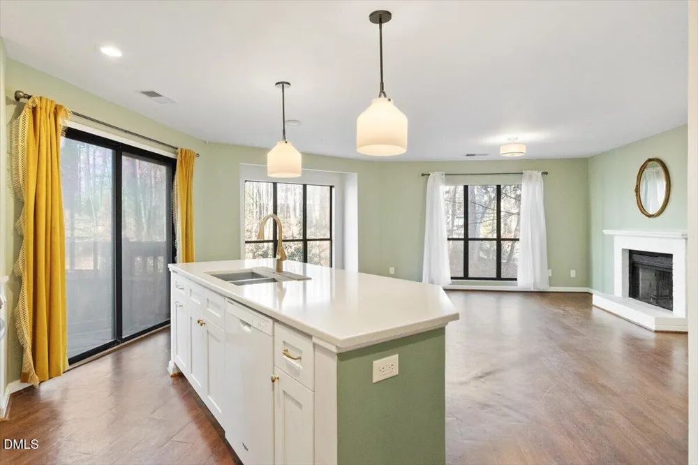 924 New Kent Place Cary, NC 27511