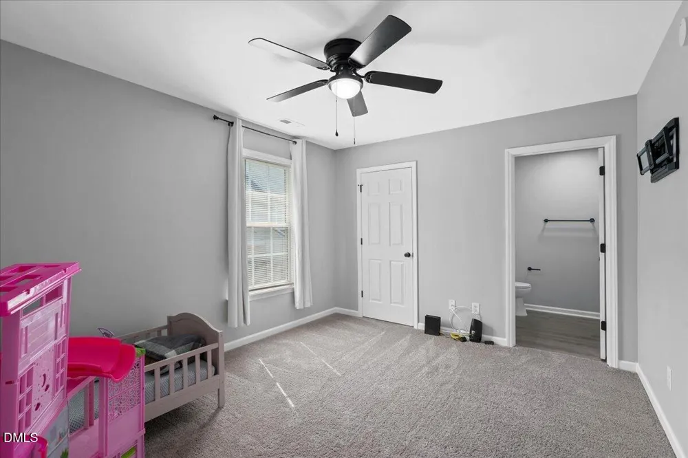 2857 Bennington Drive Clayton, NC 27520