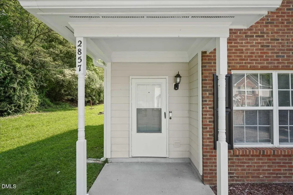 2857 Bennington Drive Clayton, NC 27520