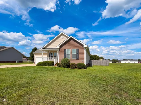 208 Settlers Pointe Drive