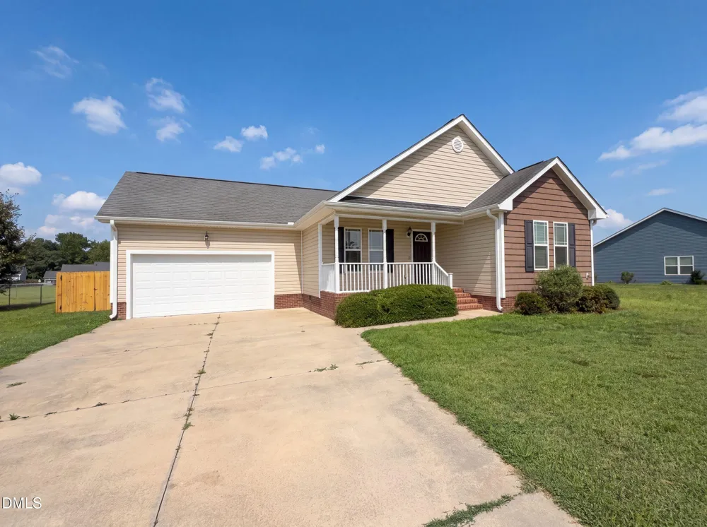208 Settlers Pointe Drive Pikeville, NC 27863
