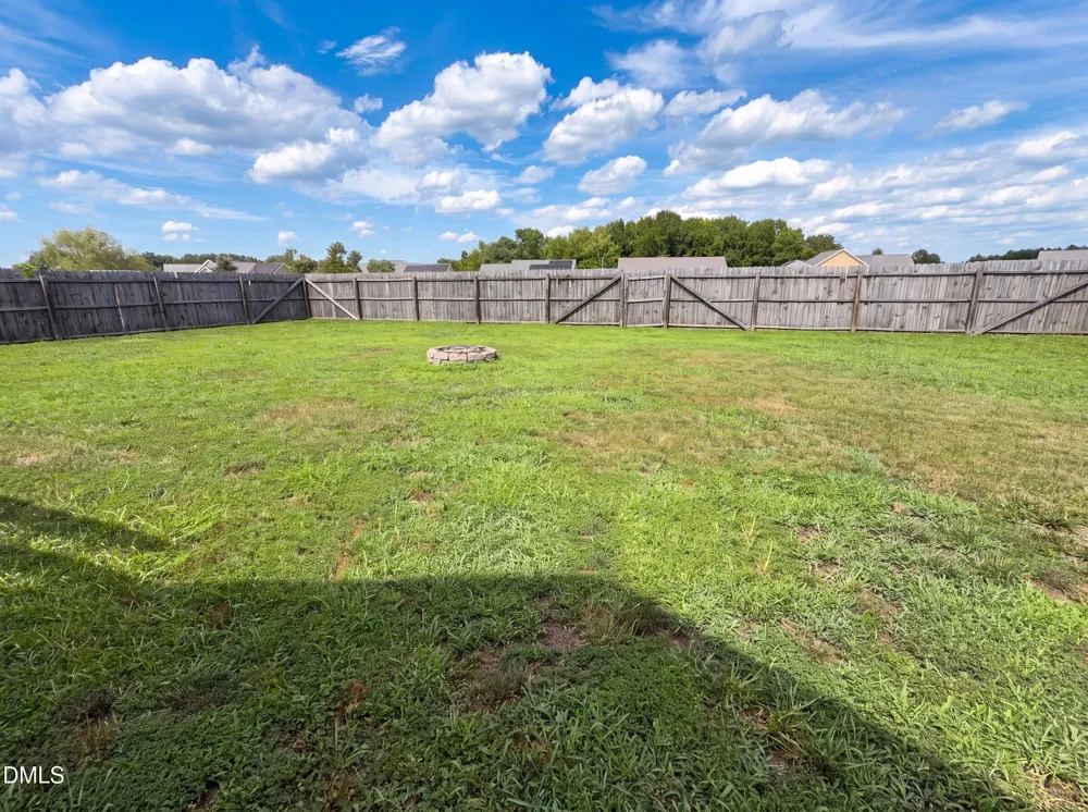 208 Settlers Pointe Drive Pikeville, NC 27863