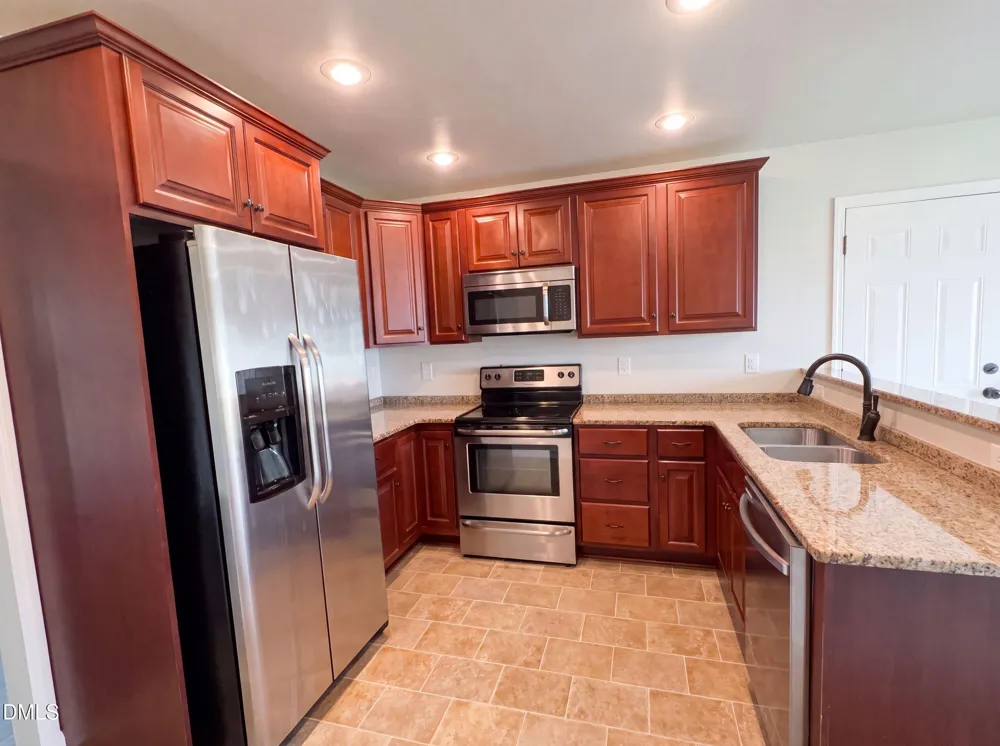 208 Settlers Pointe Drive Pikeville, NC 27863
