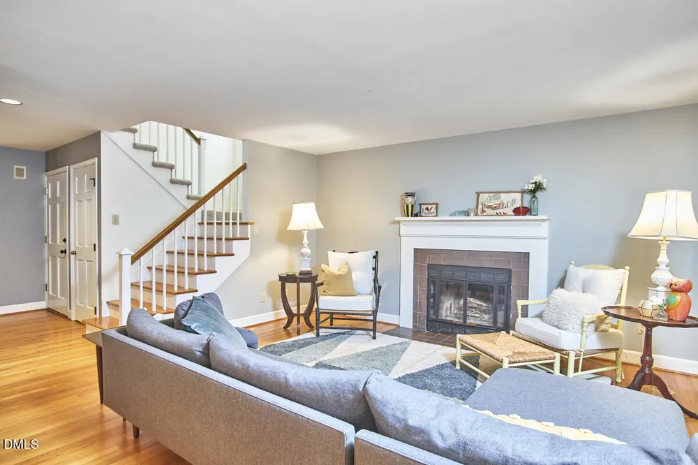 105 Westbury Court Chapel Hill, NC 27516