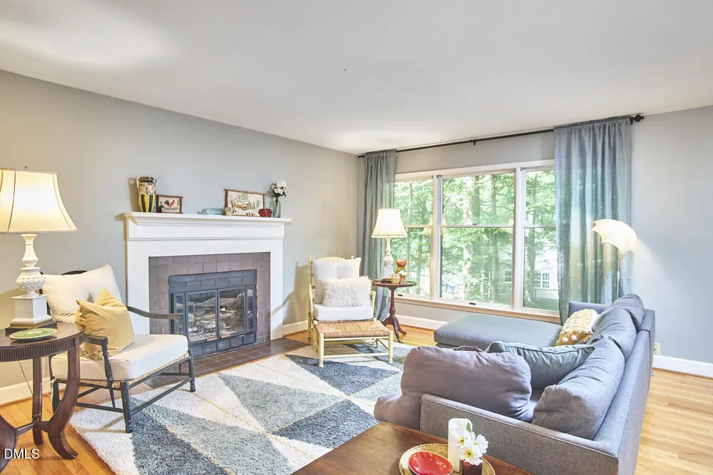 105 Westbury Court Chapel Hill, NC 27516