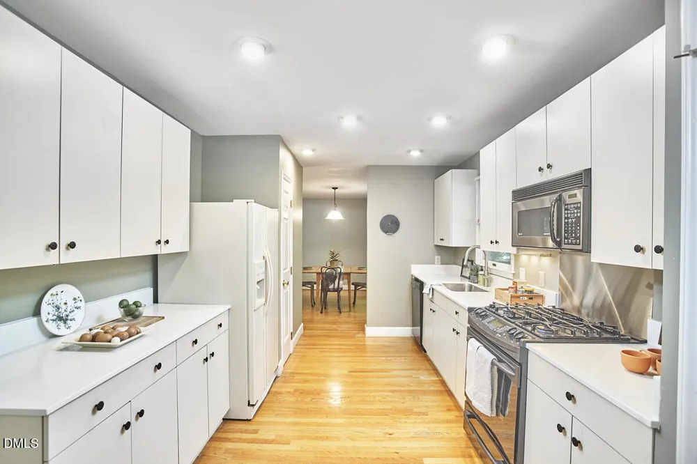 105 Westbury Court Chapel Hill, NC 27516