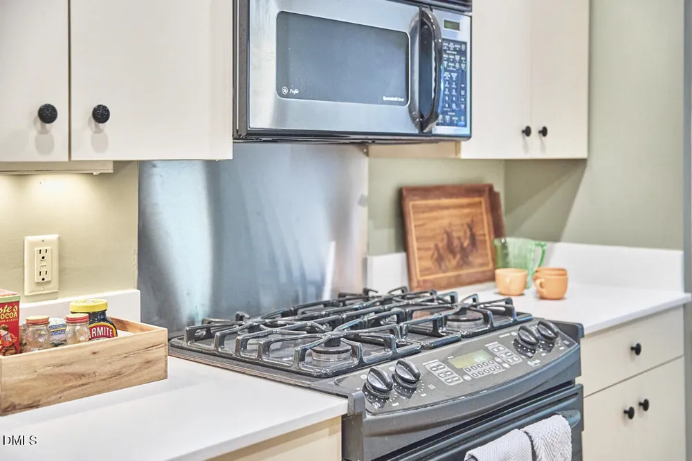 105 Westbury Court Chapel Hill, NC 27516