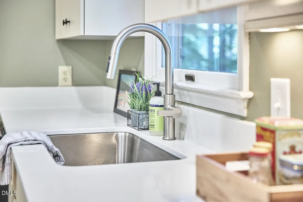 105 Westbury Court Chapel Hill, NC 27516
