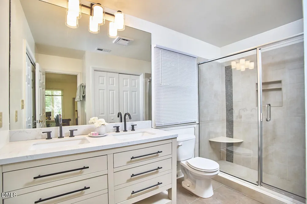 105 Westbury Court Chapel Hill, NC 27516