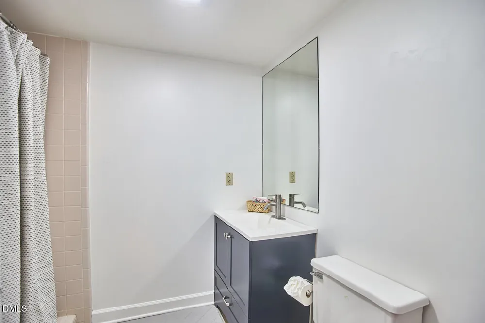 105 Westbury Court Chapel Hill, NC 27516