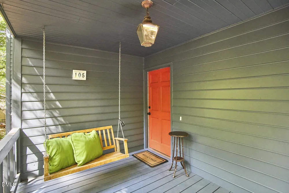 105 Westbury Court Chapel Hill, NC 27516