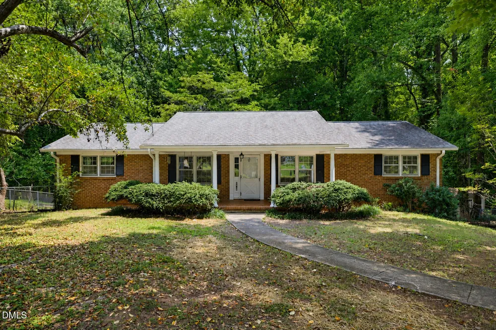 4819 Gladwyn Drive Winston-Salem, NC 27104