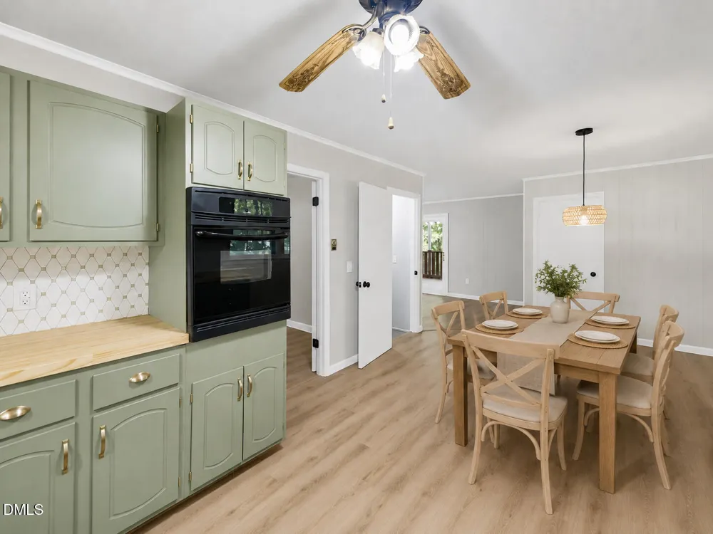 4819 Gladwyn Drive Winston-Salem, NC 27104