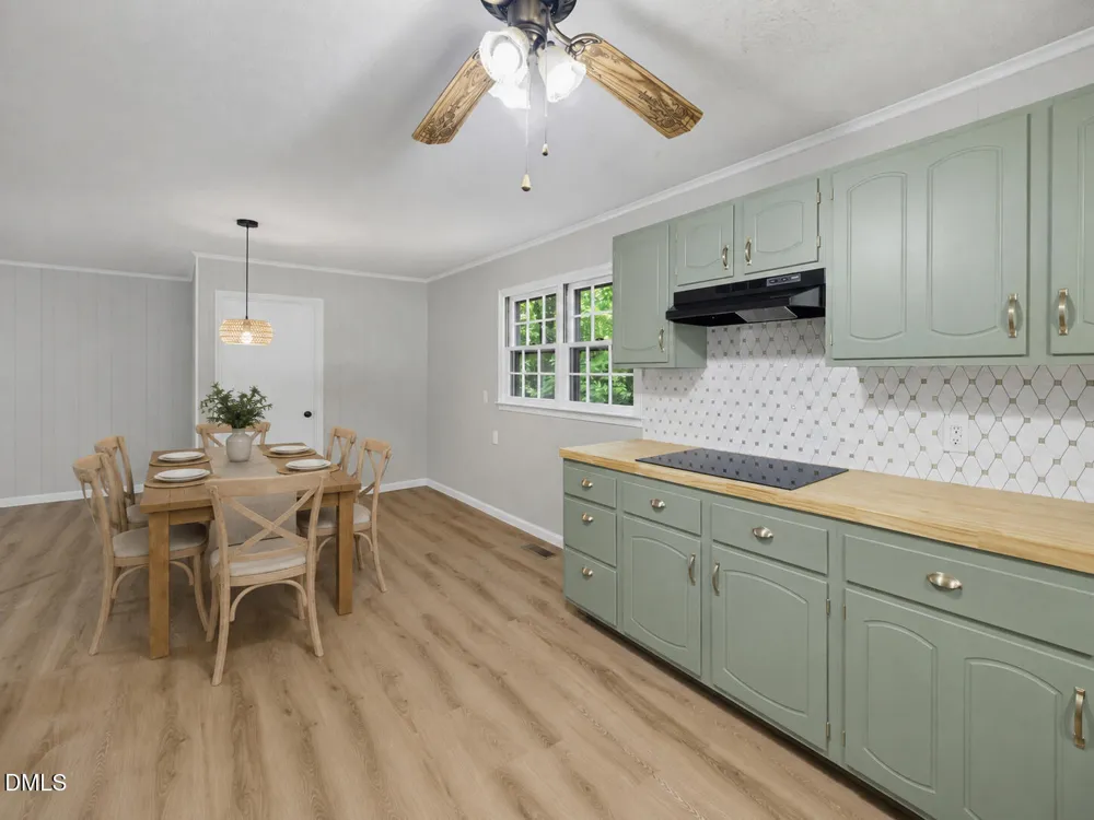 4819 Gladwyn Drive Winston-Salem, NC 27104