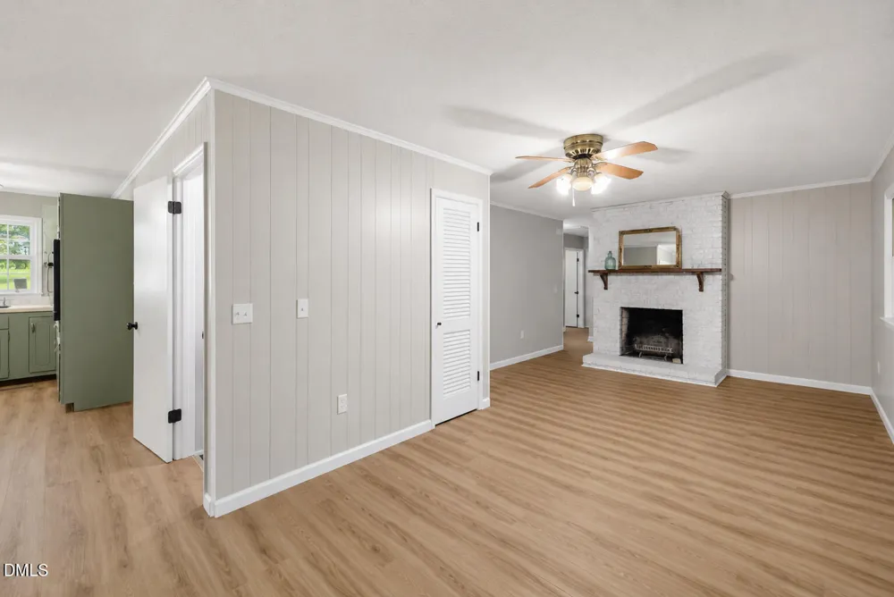 4819 Gladwyn Drive Winston-Salem, NC 27104