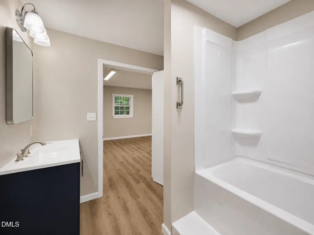 4819 Gladwyn Drive Winston-Salem, NC 27104