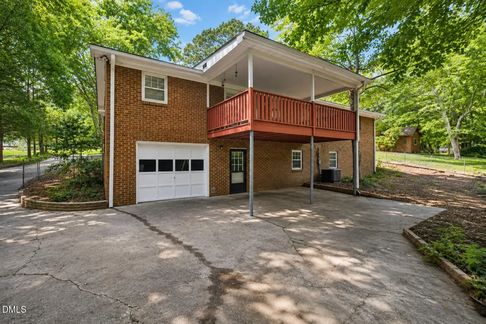 4819 Gladwyn Drive Winston-Salem, NC 27104