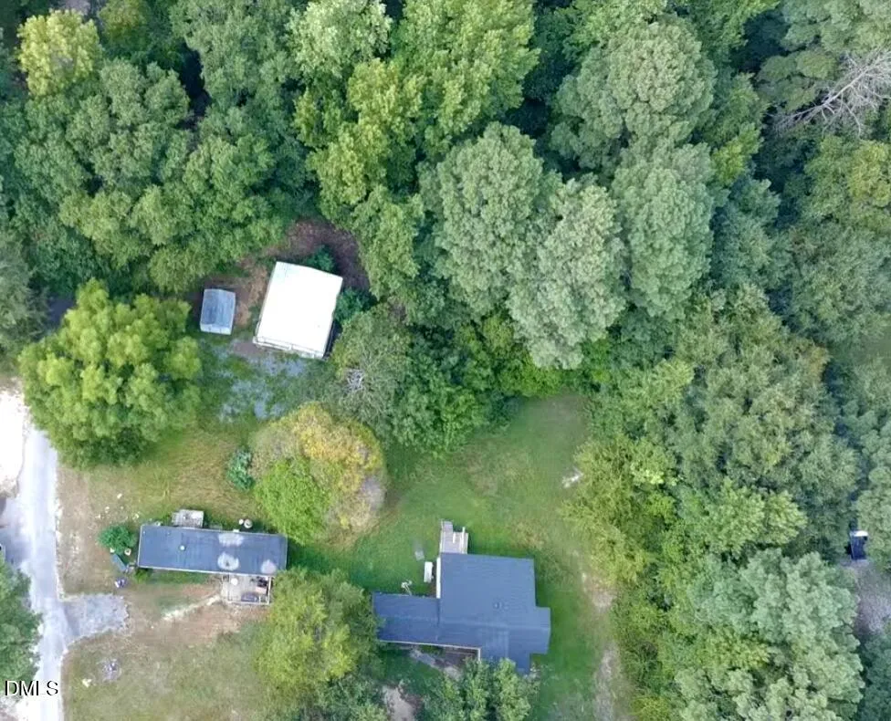 5161 Commission Drive Holly Springs, NC 27540